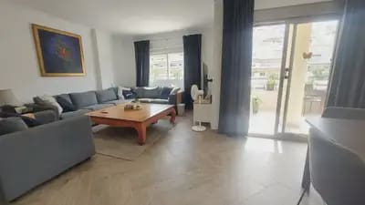 4 bedroom Beach Apartment for sale in Hacienda Torrequebrada, Benalmádena with pool garage - € 555,000 (Ref: 10102847)