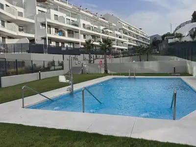 3 soverom Leilighet til salgs i Las Gaviotas  - Carvajal, Fuengirola med svømmebasseng garasje - € 368 000 (Ref: 10102850)