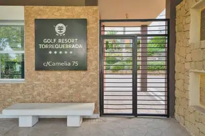 2 slaapkamer Penthouse te koop in Benalmadena met zwembad garage - € 439.000 (Ref: 10109680)