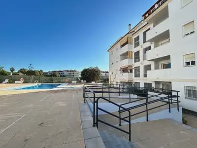 3 sovrum Lägenhet till salu i San Luis de Sabinillas med pool garage - 296 000 € (Ref: 10115992)