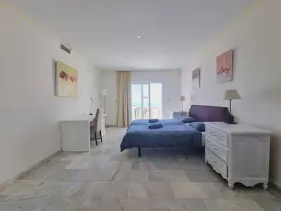 3 sypialnia Apartament na sprzedaż w Ojen z basenem garażem - 495 000 € (Ref: 10115994)
