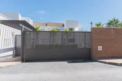 3 quarto Penthouse para venda em Ojen com piscina garagem - 625 000 € (Ref: 10115995)