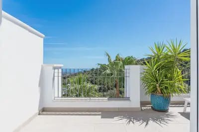 3 quarto Penthouse para venda em Ojen com piscina garagem - 625 000 € (Ref: 10115995)