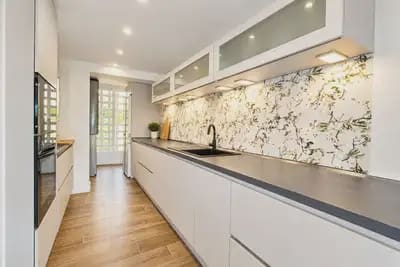 2 bedroom Apartment for sale in Marbella with pool garage - € 489,000 (Ref: 10120180)