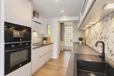 2 bedroom Apartment for sale in Marbella with pool garage - € 489,000 (Ref: 10120180)