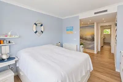 2 bedroom Apartment for sale in Marbella with pool garage - € 489,000 (Ref: 10120180)