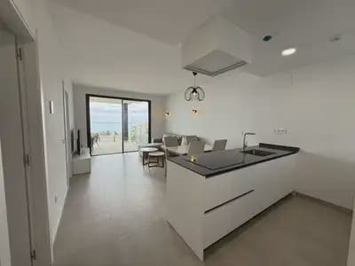 2 soveværelse Lejlighed til salg i Fuengirola med swimmingpool garage - € 695.000 (Ref: 10121091)