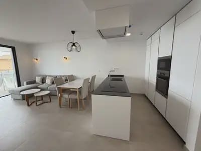 2 soveværelse Lejlighed til salg i Fuengirola med swimmingpool garage - € 695.000 (Ref: 10121091)