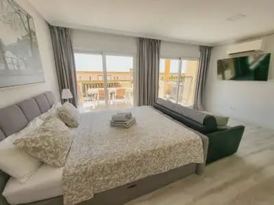 Apartamento Playa de 1 habitación en Marbella en venta con piscina garaje - 360.000 € (Ref: 10127541)