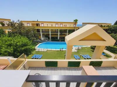 Apartamento Playa de 1 habitación en Marbella en venta con piscina garaje - 360.000 € (Ref: 10127541)