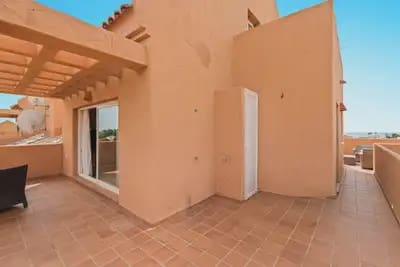Ático de 2 habitaciones en Marbella en venta con piscina garaje - 435.000 € (Ref: 10130134)