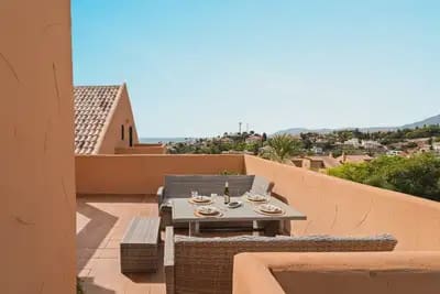 Ático de 2 habitaciones en Elviria, Marbella en venta con piscina garaje - 435.000 € (Ref: 10130134)