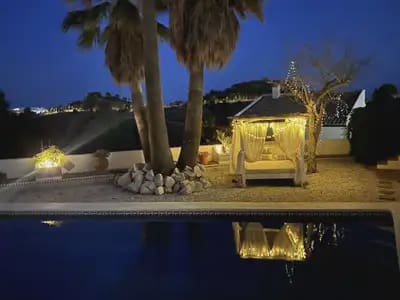5 makuuhuone Huvila myytävänä paikassa Arroyo de la Miel, Benalmádena mukana uima-altaan 
autotalli - 975 000 € (Ref: 10130135)
