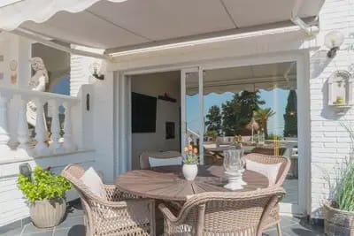 4 makuuhuone Huvila myytävänä paikassa Benalmadena mukana uima-altaan 
autotalli - 2 350 000 € (Ref: 10131988)