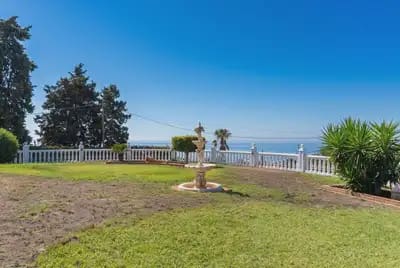 4 makuuhuone Huvila myytävänä paikassa Benalmadena mukana uima-altaan 
autotalli - 2 350 000 € (Ref: 10131988)