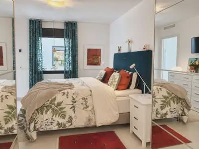 2 bedroom Beach Apartment for sale in Fuengirola with pool garage - € 549,000 (Ref: 10131991)