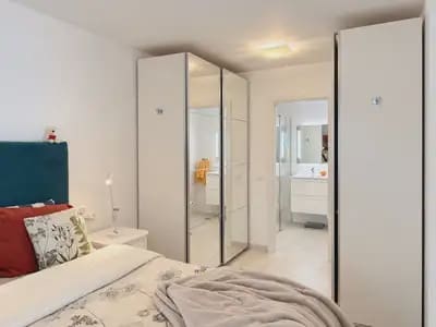 2 bedroom Beach Apartment for sale in Fuengirola with pool garage - € 549,000 (Ref: 10131991)