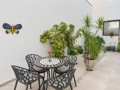 2 bedroom Beach Apartment for sale in Fuengirola with pool garage - € 549,000 (Ref: 10131991)