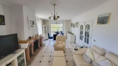 5 quarto Moradia para venda em Marbella com piscina garagem - 1 300 000 € (Ref: 10131992)