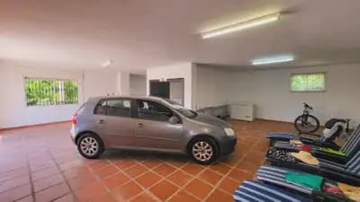 5 quarto Moradia para venda em Marbella com piscina garagem - 1 300 000 € (Ref: 10131992)