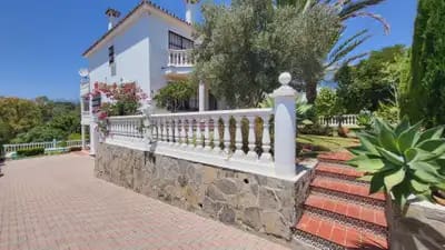 5 quarto Moradia para venda em Marbella com piscina garagem - 1 300 000 € (Ref: 10131992)