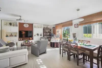 4 soveværelse Rækkehus til salg i Benalmadena med garage - € 550.000 (Ref: 10139957)