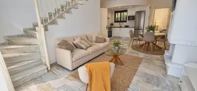 2 quarto Casa em Banda para venda em La Reserva, Marbella com piscina - 319 000 € (Ref: 10142617)