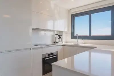 2 soverom Leilighet til salgs i Las Flores, Mijas med svømmebasseng garasje - € 449 000 (Ref: 10155273)