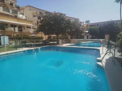 1 slaapkamer Strandappartement te koop in Marbella met zwembad garage - € 375.000 (Ref: 10157887)