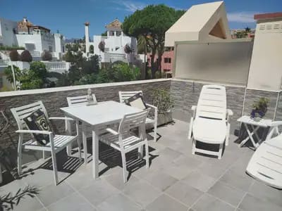 1 slaapkamer Strandappartement te koop in Elviria, Marbella met zwembad garage - € 375.000 (Ref: 10157887)