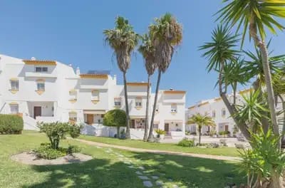 7 slaapkamer Halfvrijstaande villa te koop in Arroyo de la Miel, Benalmádena - € 610.000 (Ref: 10161779)