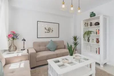 7 bedroom Semi-detached Villa for sale in Benalmadena with pool garage - € 610,000 (Ref: 10161779)