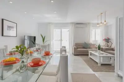7 slaapkamer Halfvrijstaande villa te koop in Arroyo de la Miel, Benalmádena - € 610.000 (Ref: 10161779)