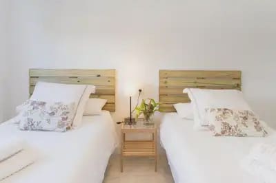 7 bedroom Semi-detached Villa for sale in Benalmadena with pool garage - € 610,000 (Ref: 10161779)