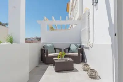 7 bedroom Semi-detached Villa for sale in Benalmadena with pool garage - € 610,000 (Ref: 10161779)