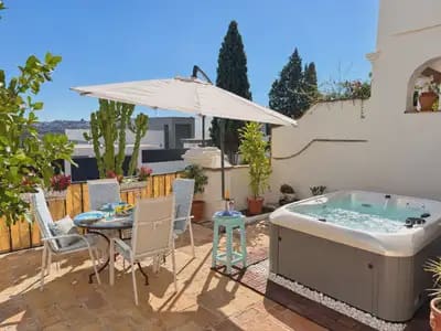 Casa de 2 habitaciones en Mijas Golf, Mijas en venta con piscina garaje - 449.000 € (Ref: 10168809)