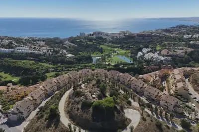 3 soverom Penthouse til salgs i Benalmadena med svømmebasseng garasje - € 559 000 (Ref: 10171588)