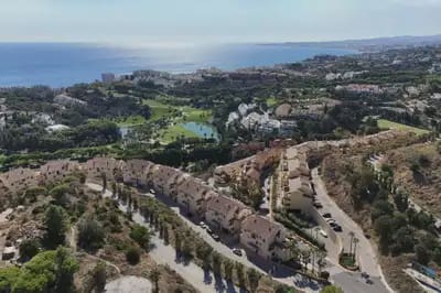 3 soverom Penthouse til salgs i Hacienda Torrequebrada, Benalmádena med svømmebasseng garasje - € 559 000 (Ref: 10171588)