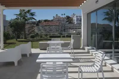 2 soveværelse Strandlejlighed til salg i Fuengirola med swimmingpool garage - € 498.000 (Ref: 10173933)