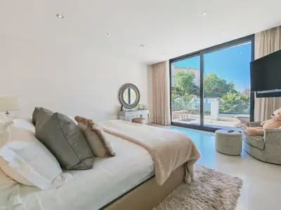 Chalet de 5 habitaciones en Marbella en venta con piscina garaje - 3.900.000 € (Ref: 10173934)