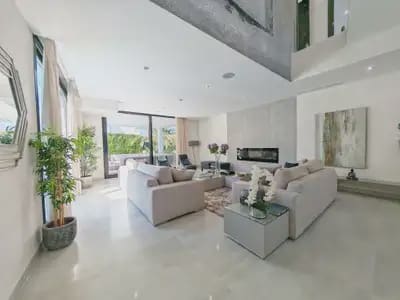 Chalet de 5 habitaciones en Marbella en venta con piscina garaje - 3.900.000 € (Ref: 10173934)