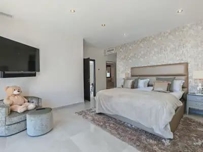 Chalet de 5 habitaciones en Marbella en venta con piscina garaje - 3.900.000 € (Ref: 10173934)