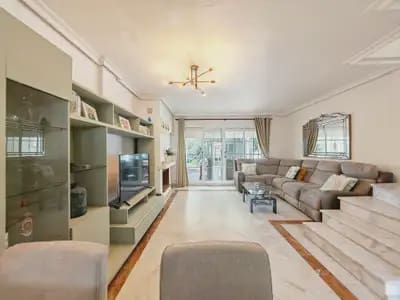 3 soveværelse Rækkehus til salg i Cabopino - Artola, Marbella med swimmingpool garage - € 595.000 (Ref: 10180610)