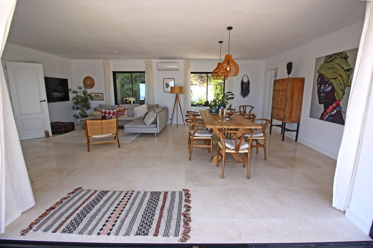 4 sypialnia Willa na sprzedaż w Benalmadena z basenem garażem - 1 600 000 € (Ref: 9274742)