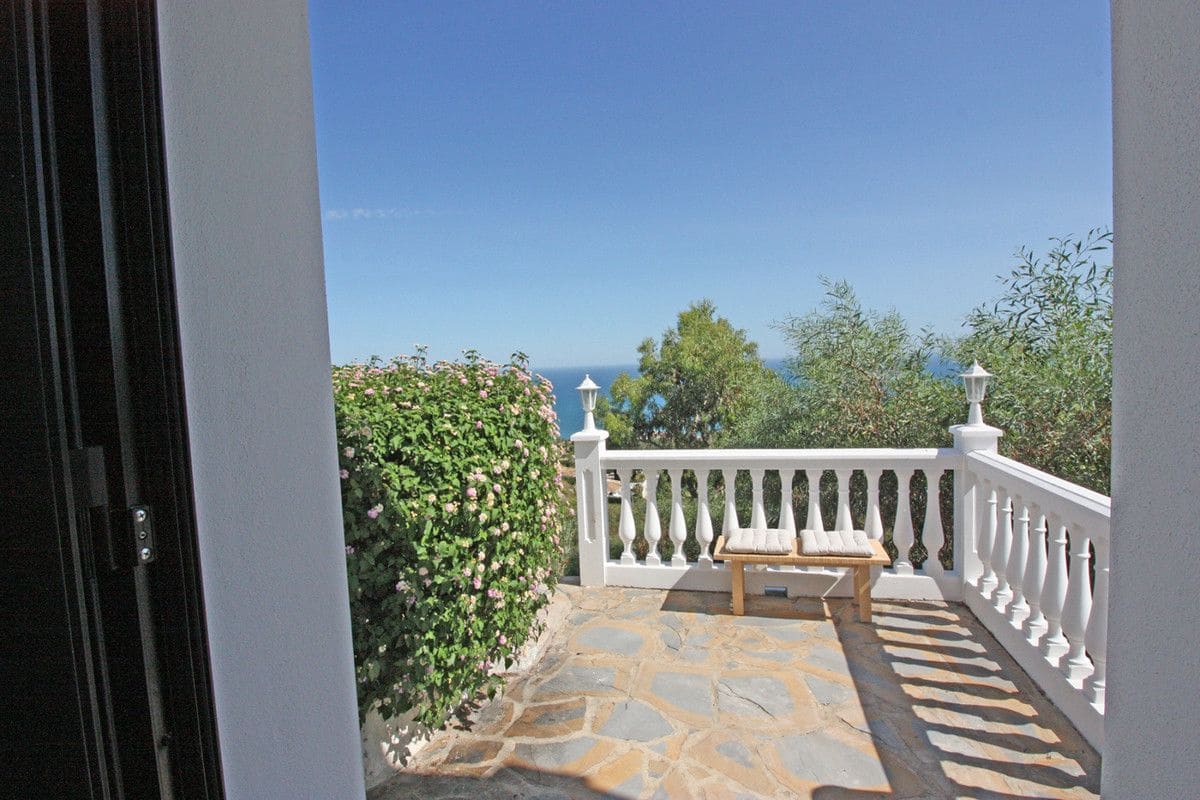 4 sypialnia Willa na sprzedaż w Benalmadena z basenem garażem - 1 600 000 € (Ref: 9274742)