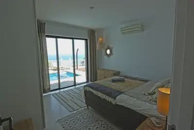 4 bedroom Villa for sale in Benalmadena with pool garage - € 1,600,000 (Ref: 9274742)