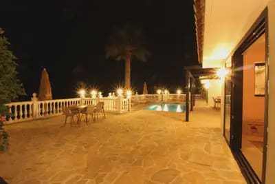 4 bedroom Villa for sale in Benalmadena with pool garage - € 1,600,000 (Ref: 9274742)