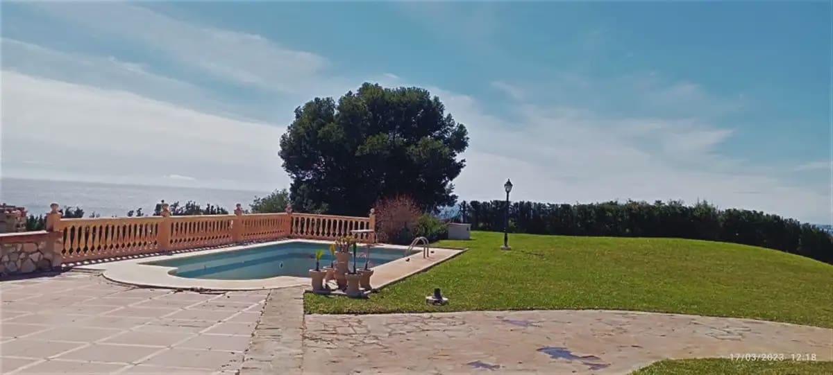 7 bedroom Villa for sale in Benalmadena with pool garage - € 1,545,000 (Ref: 9274743)