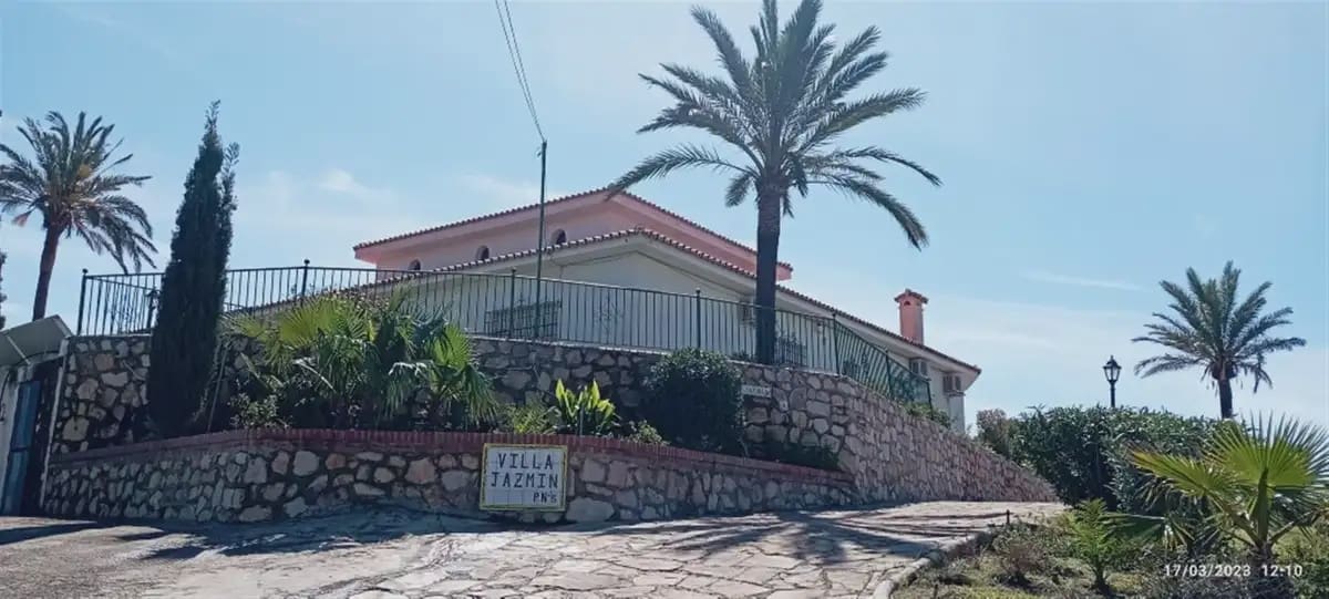 7 bedroom Villa for sale in Benalmadena with pool garage - € 1,545,000 (Ref: 9274743)