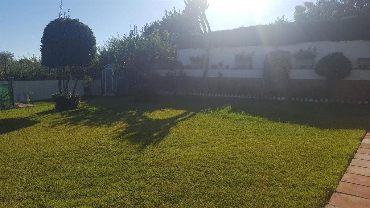 6 makuuhuone Huvila myytävänä paikassa Mijas mukana uima-altaan 
autotalli - 850 000 € (Ref: 9274744)